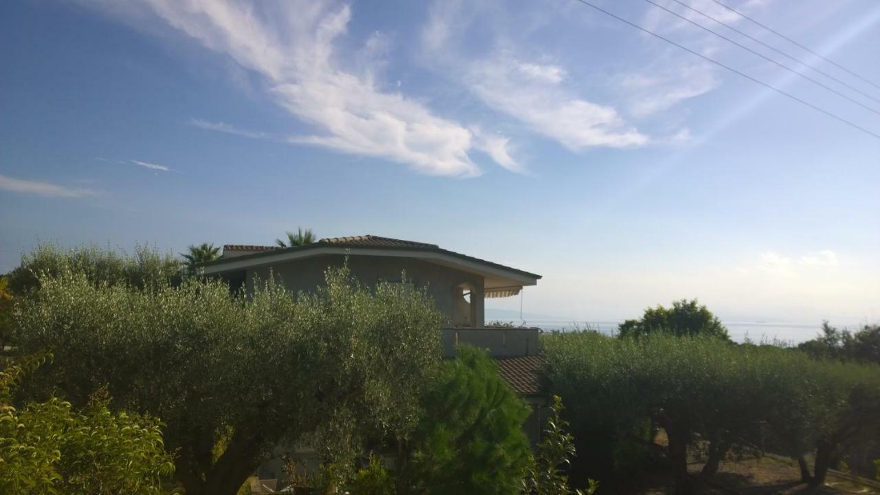 Вилла La Scogliera Del Capo Санта-Мария Экстерьер фото
