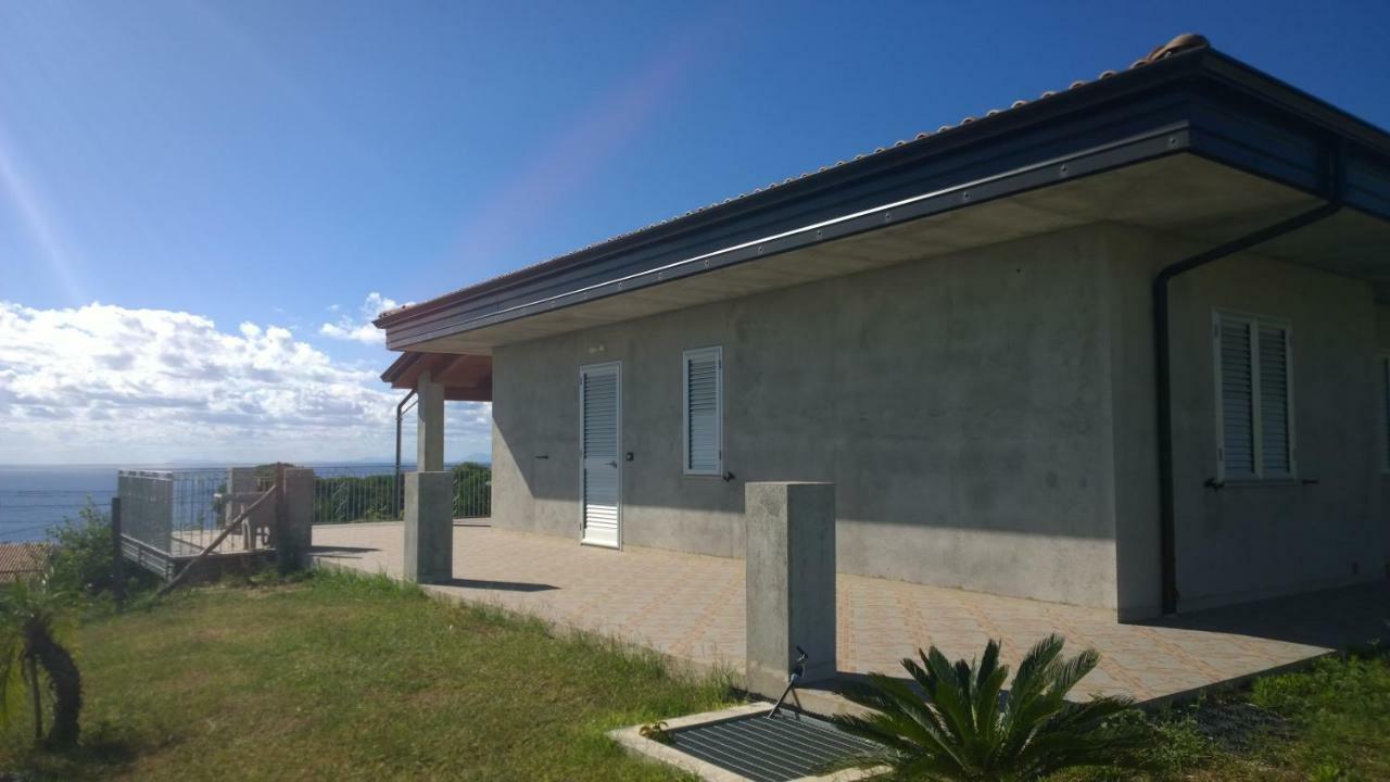 Вилла La Scogliera Del Capo Санта-Мария Экстерьер фото